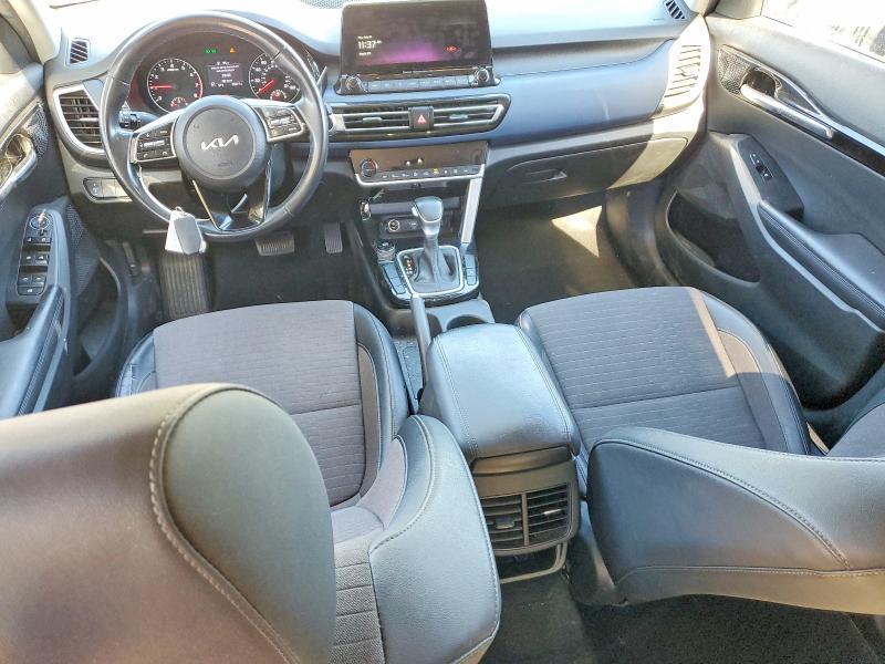 2023 KIA Seltos s