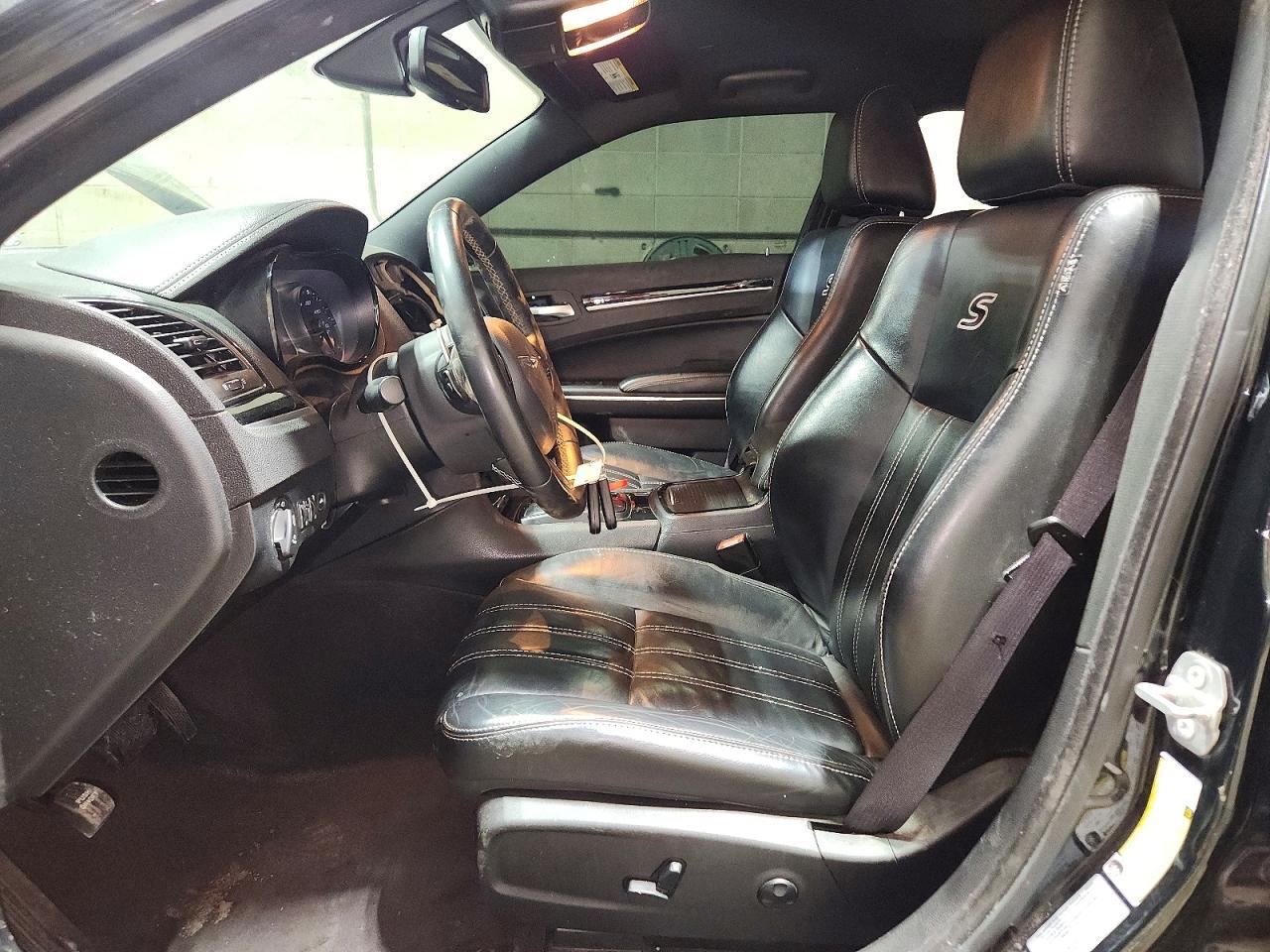 2017 Chrysler 300 s