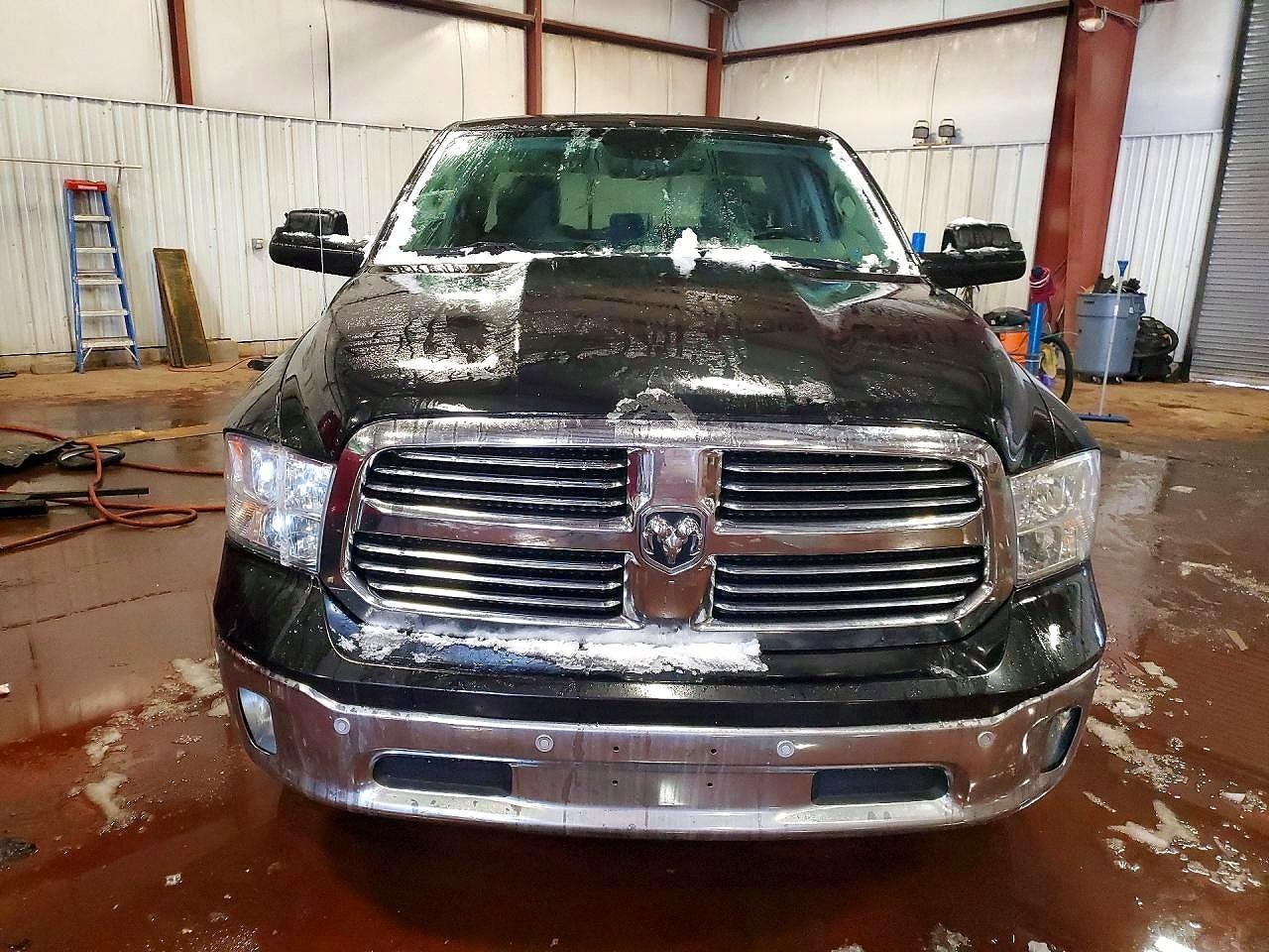 2017 Dodge RAM 1500 SLT