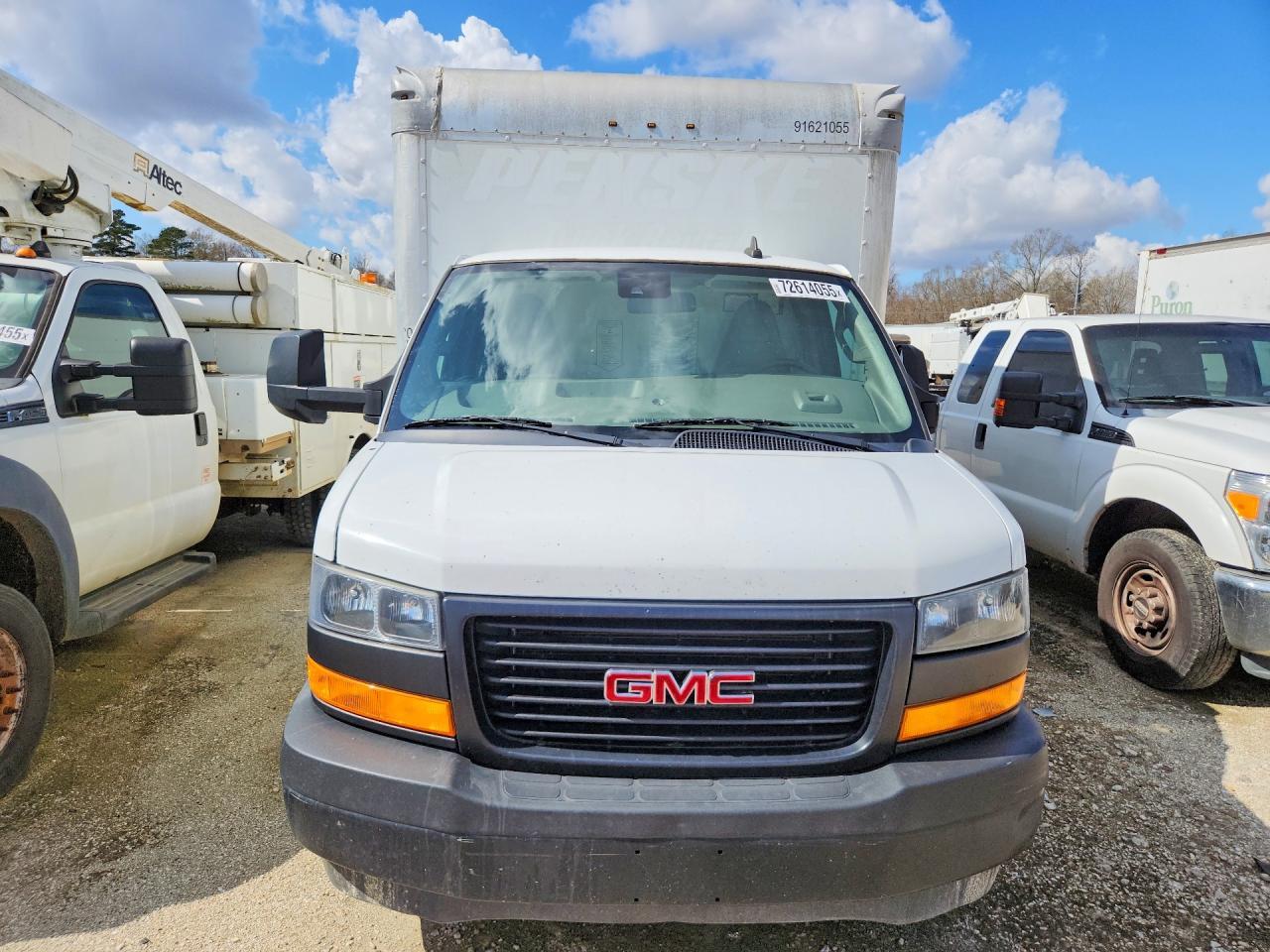 2021 GMC Savana BOX Truck