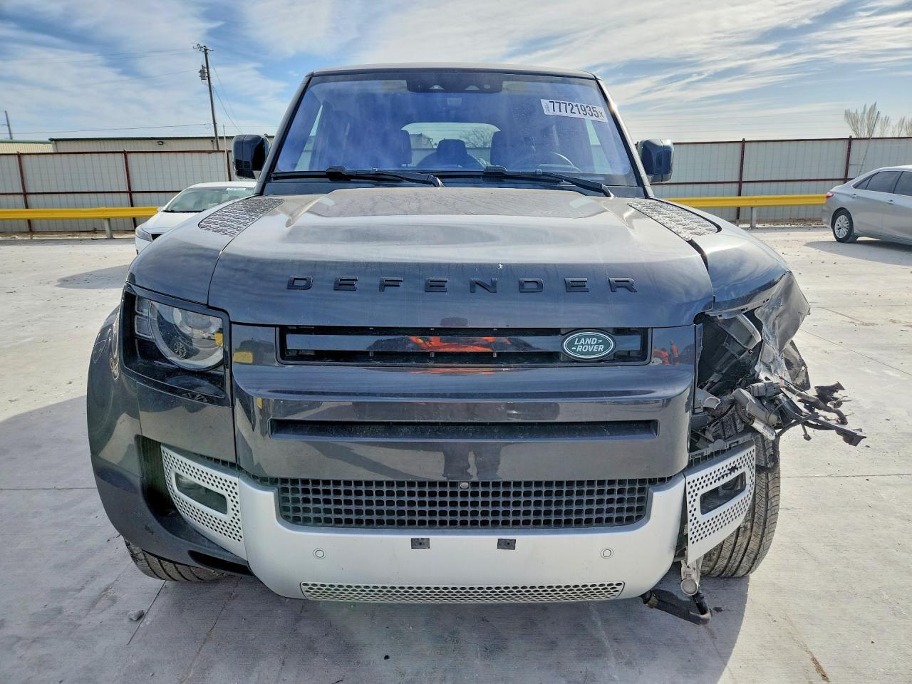 2023 Land Rover Defender 110 s