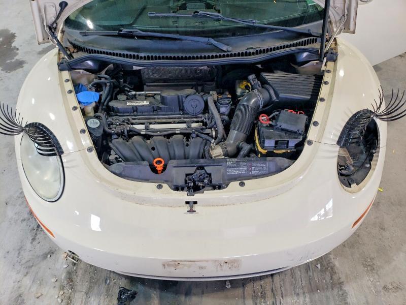 2008 Volkswagen New Beetle s