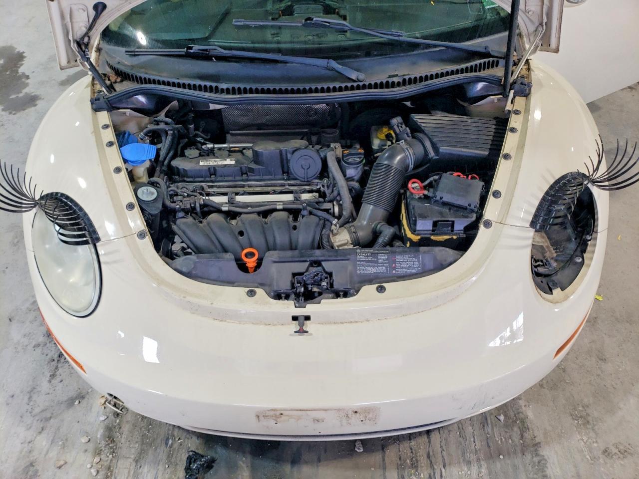 2008 Volkswagen New Beetle s