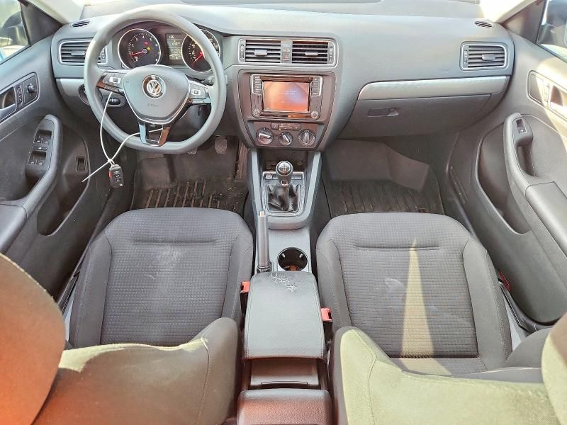 2016 Volkswagen Jetta se