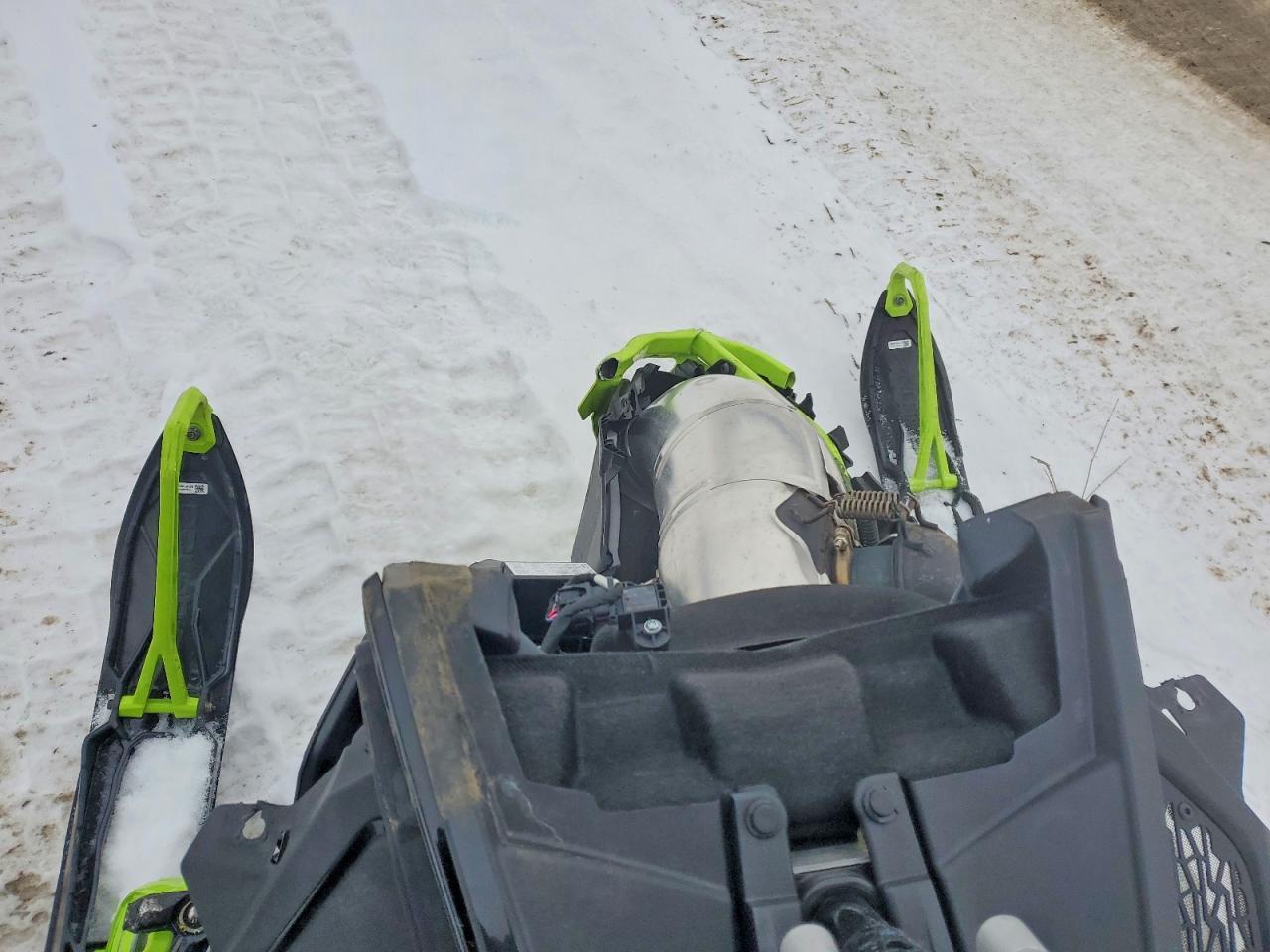 2023 Polaris Snowmobile