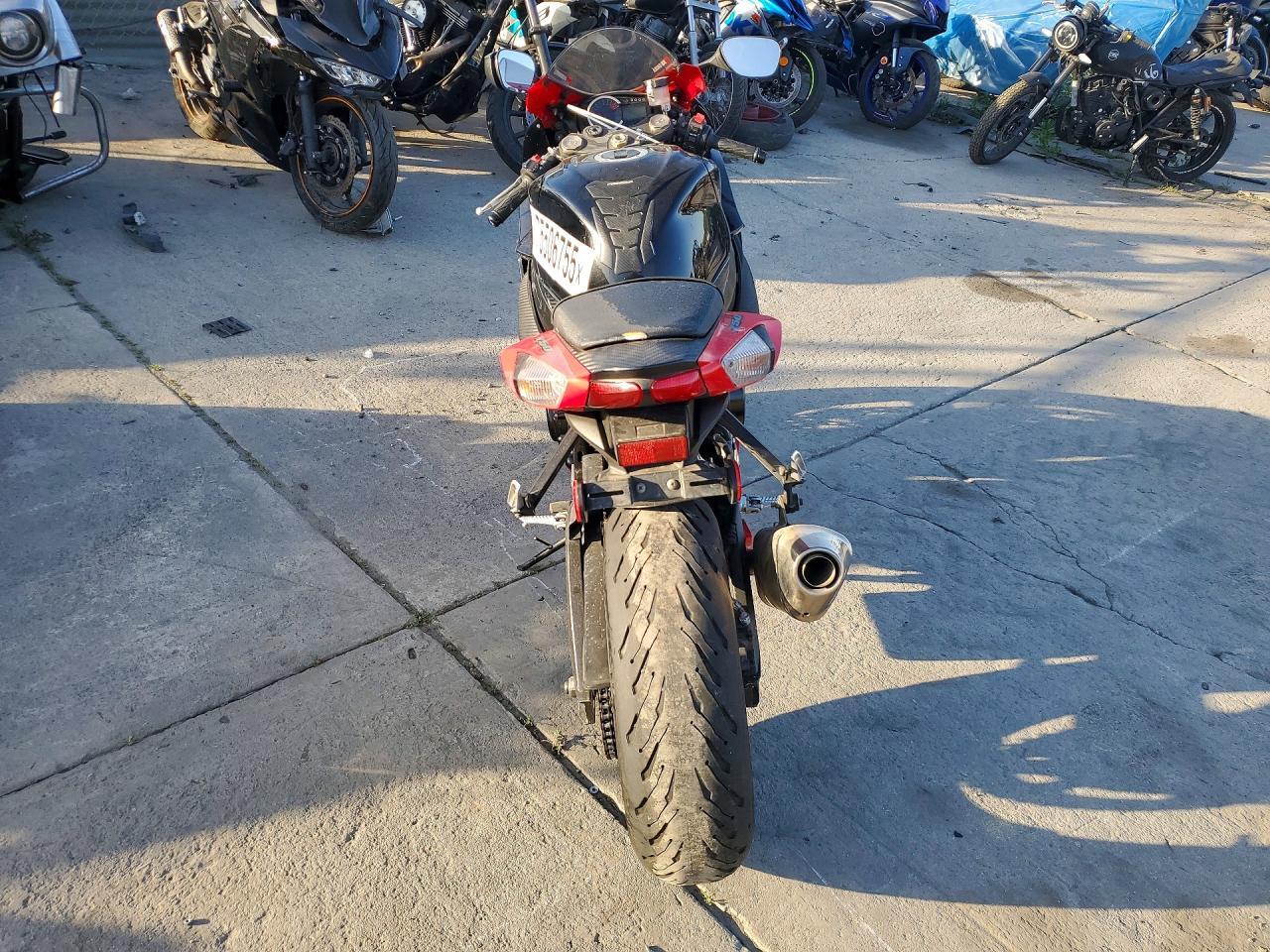 2014 Suzuki GSX-R750