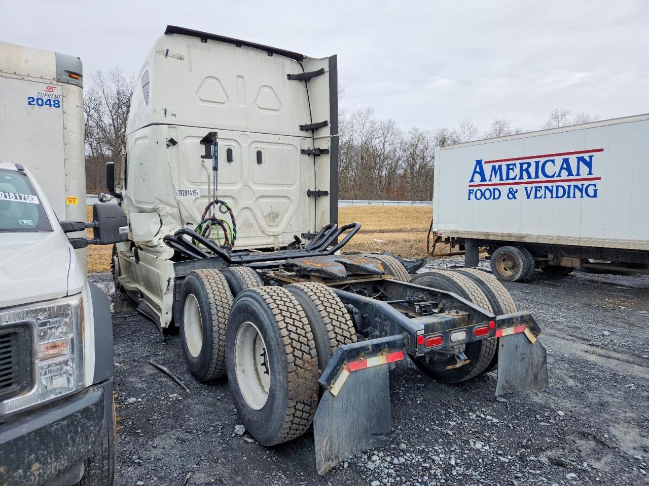 2023 Freigliner 2023 Freightliner Cascadia 126 Semi Truck