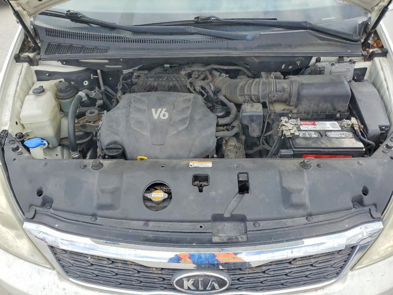 2012 KIA Sedona lx