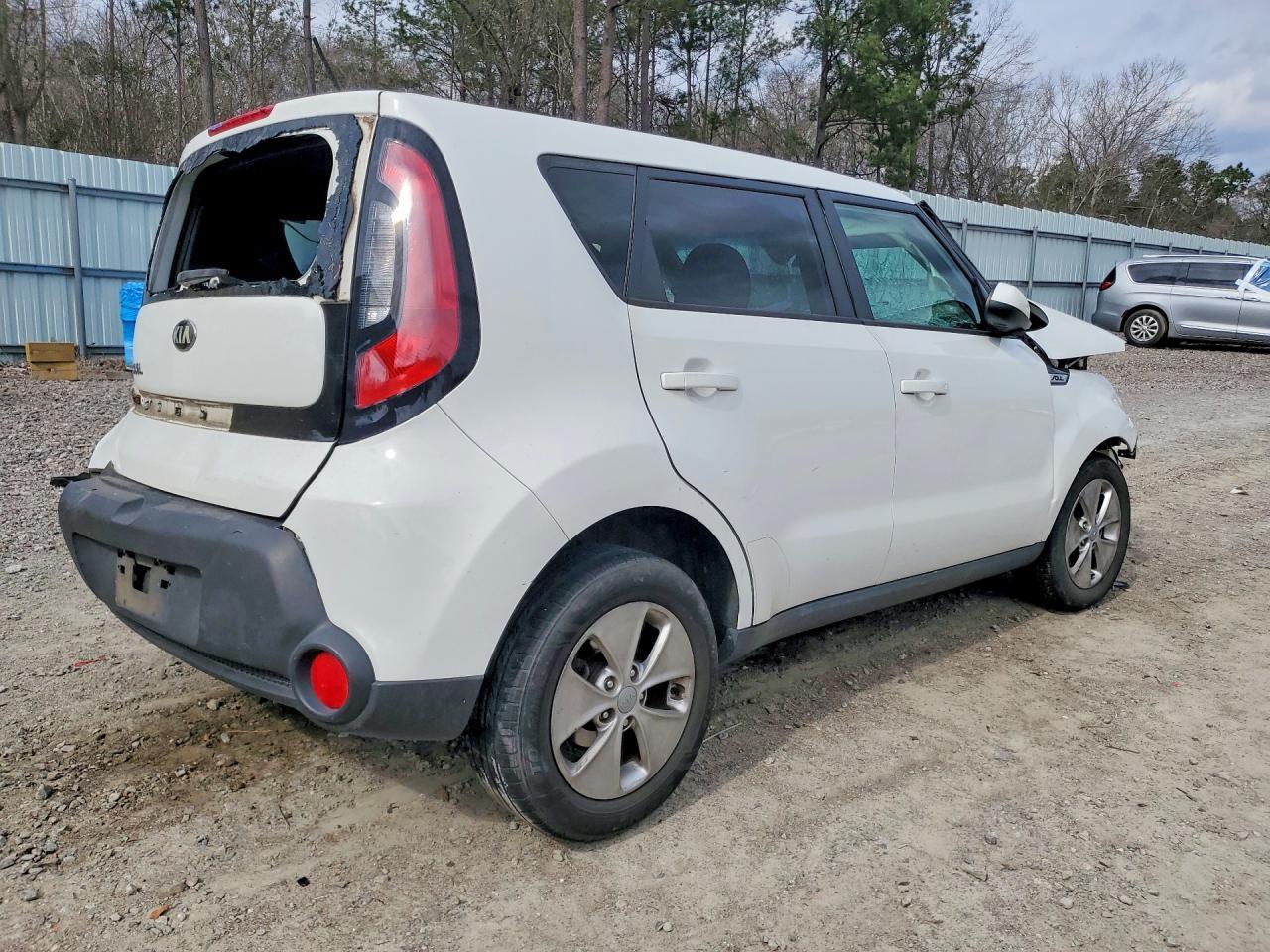 2016 KIA Soul Base
