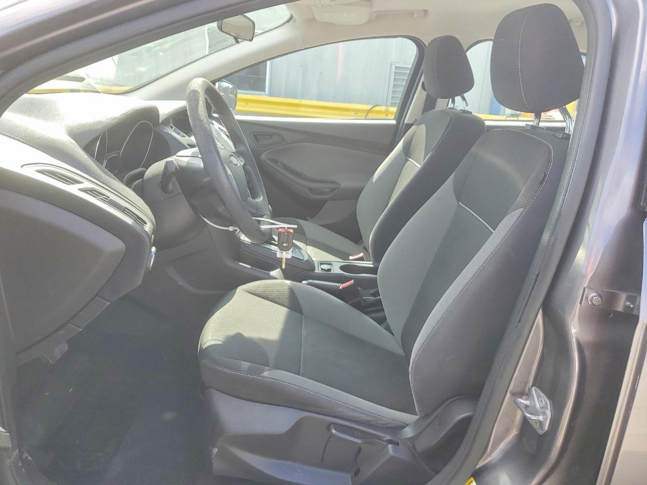 2014 Ford Focus s