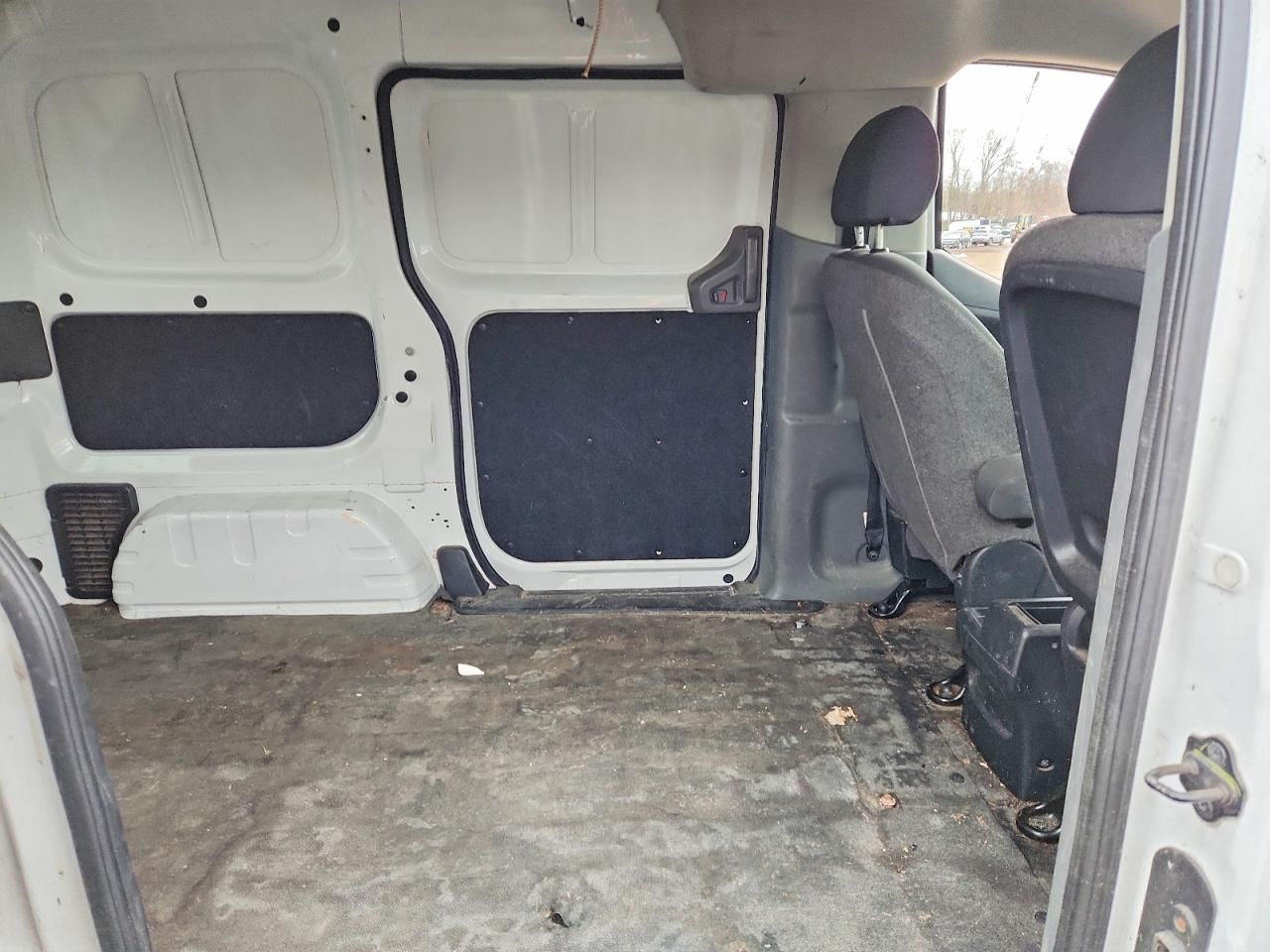 2015 Nissan NV200 2.5S