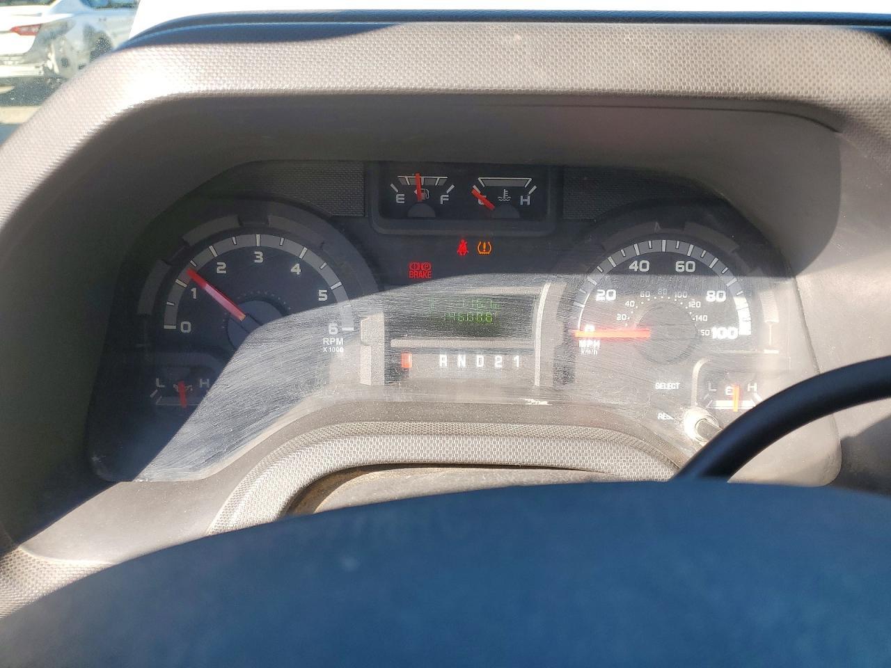 2013 Ford Econoline E350 Super Duty van