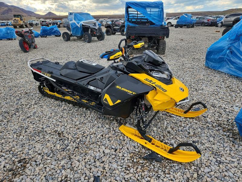2023 Skidoo Summit neo