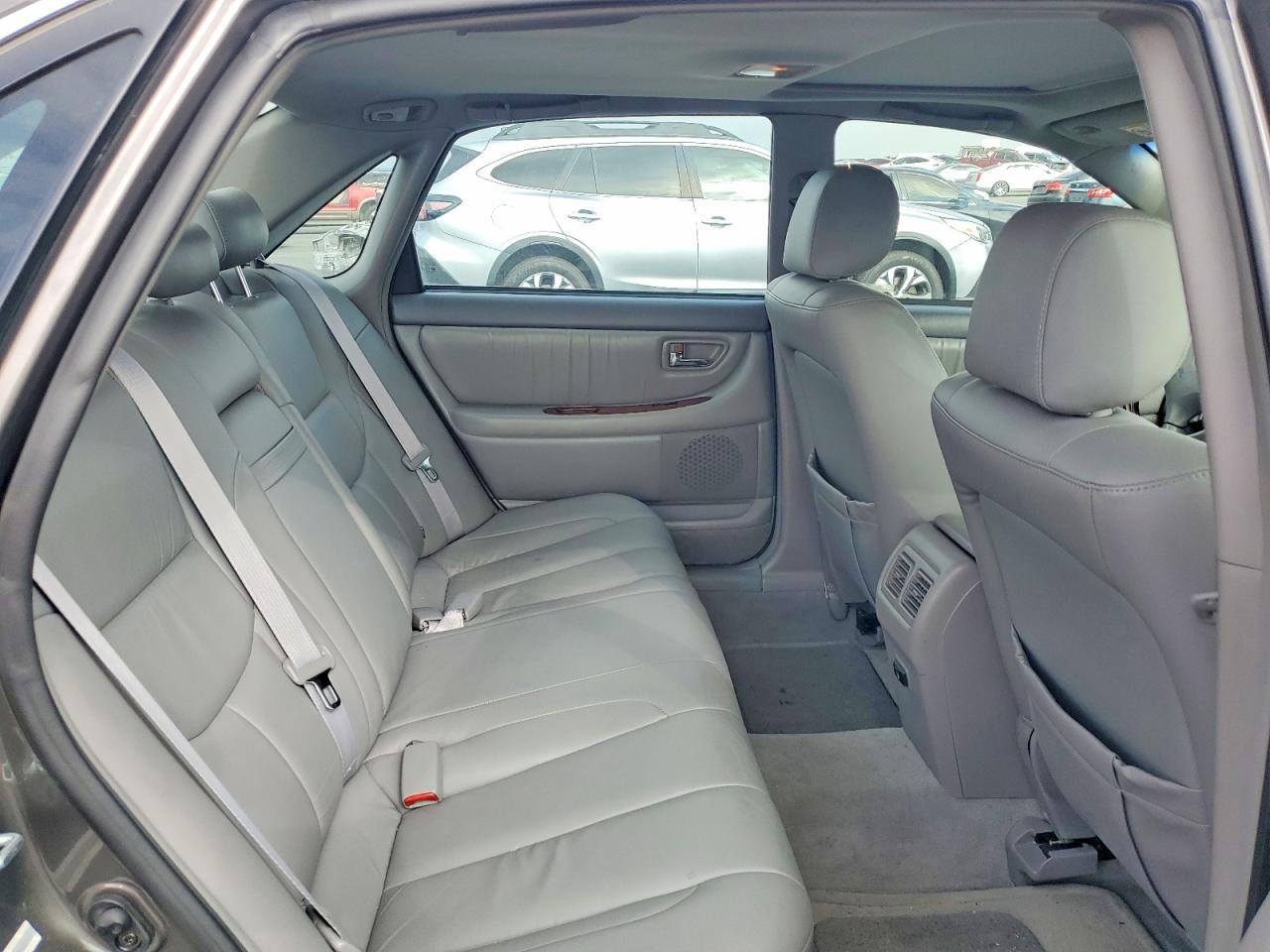 2003 Toyota Avalon xl