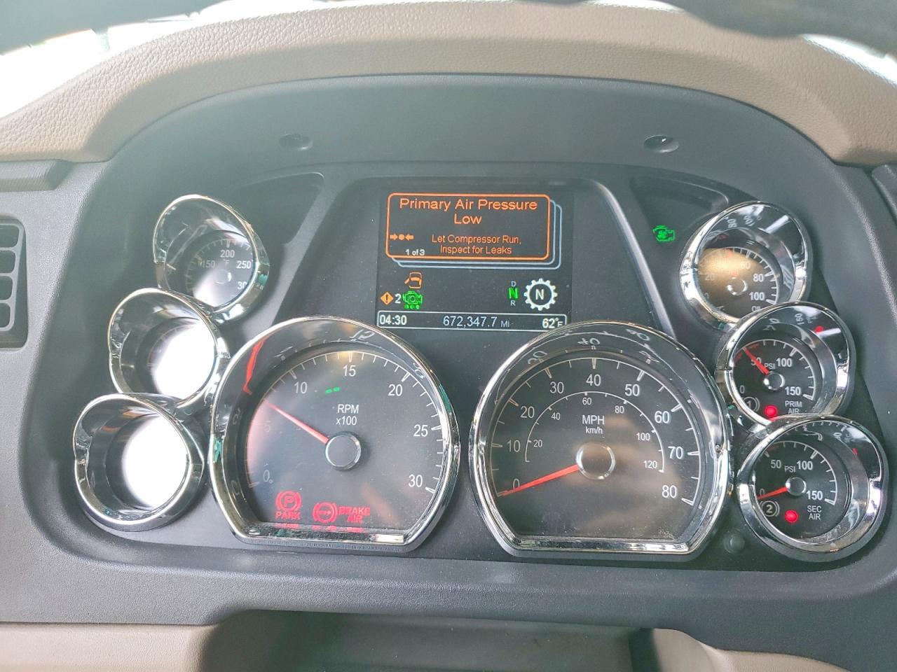 2020 Peterbilt 579 Semi Truck