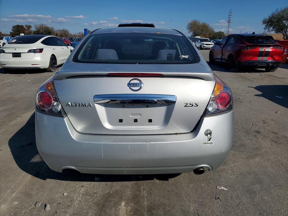 2012 Nissan Altima Base