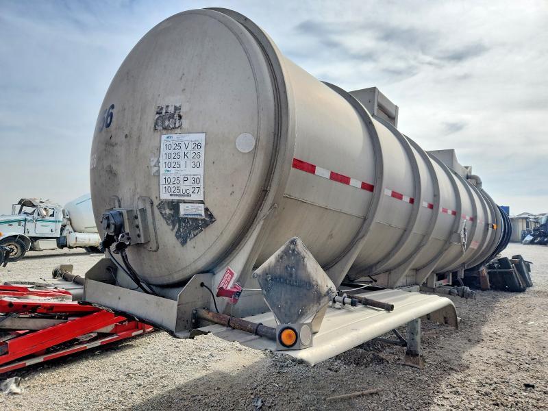 1998 Polar Tank Trailer 1998 Polar Fuel Tank Trailer