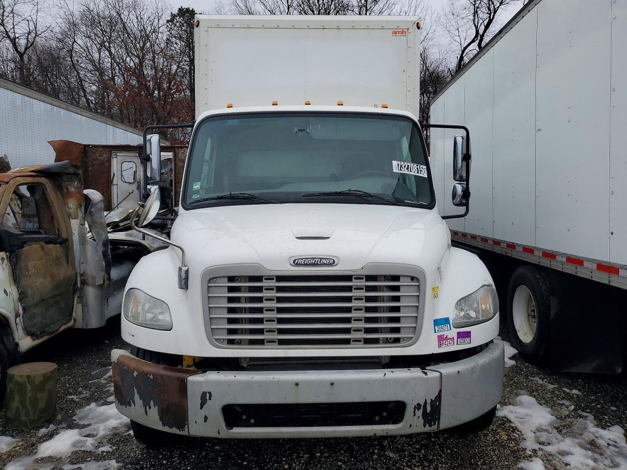 2015 Freightliner Business Class M2 BOX Truck