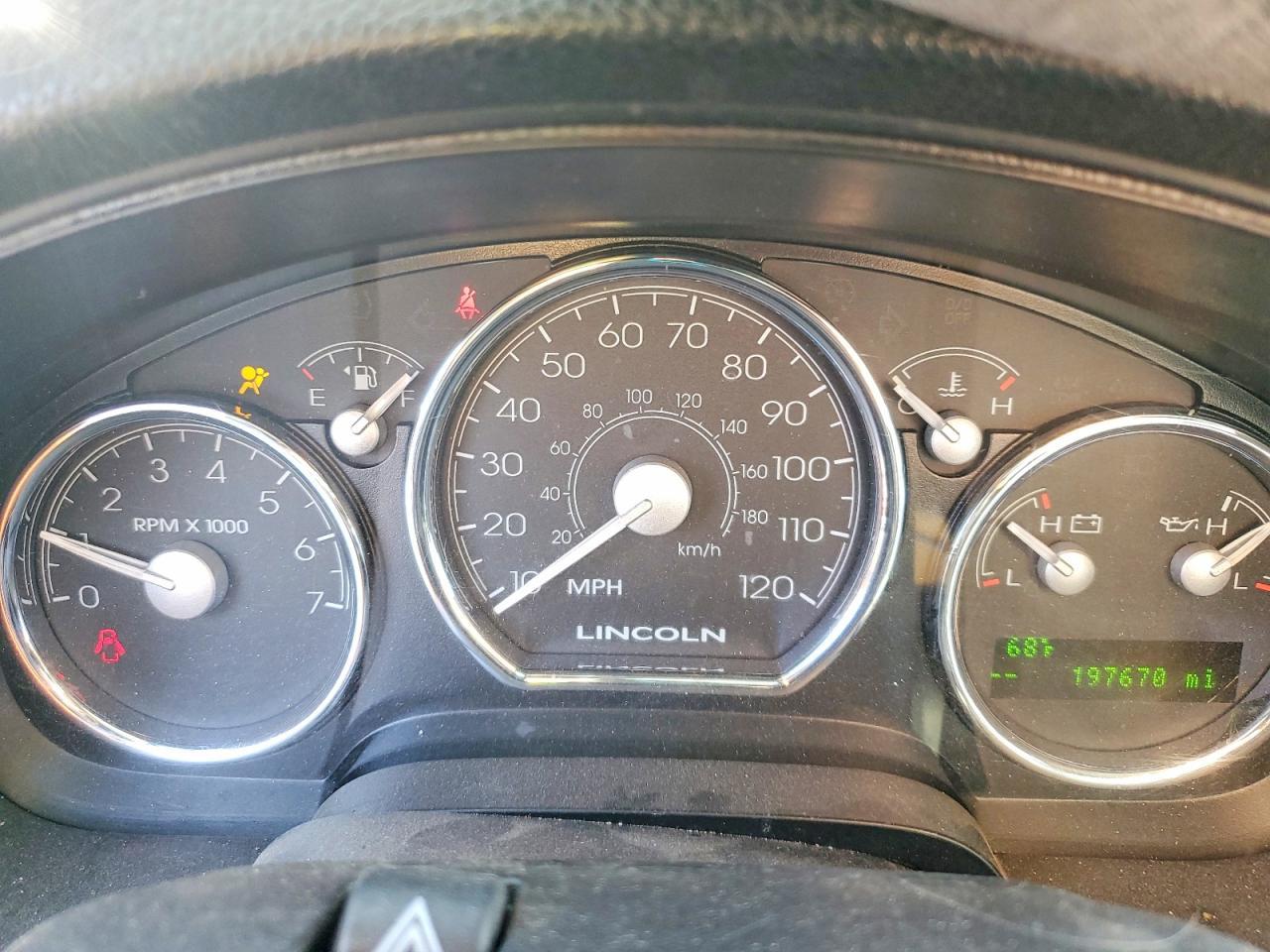 2006 Lincoln Mark lt
