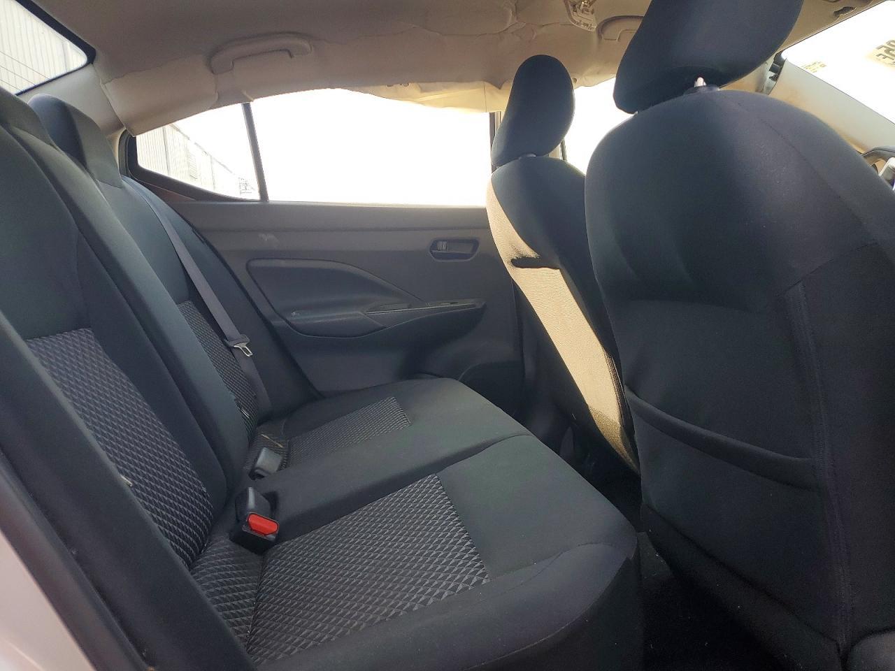 2020 Nissan Versa s