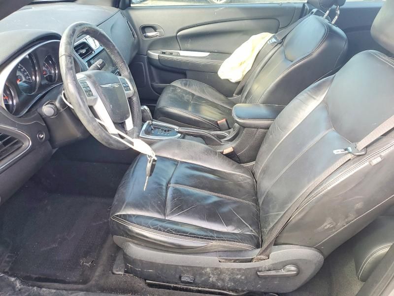 2013 Chrysler 200 Limited