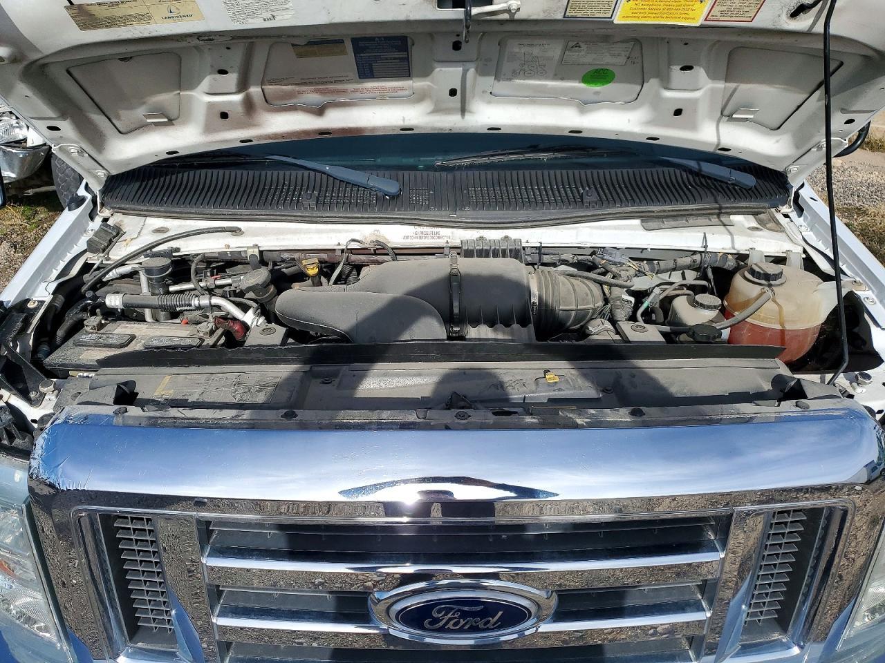 2016 Ford E450 Shuttle Bus