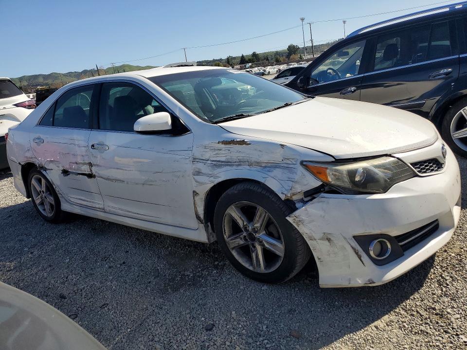 2013 Toyota Camry l