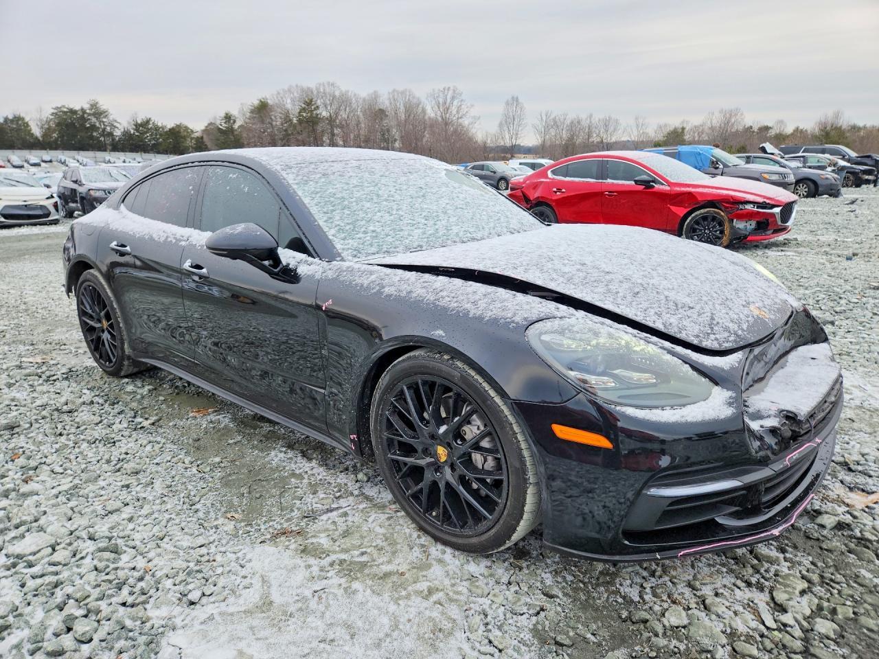 2018 Porsche Panamera 4