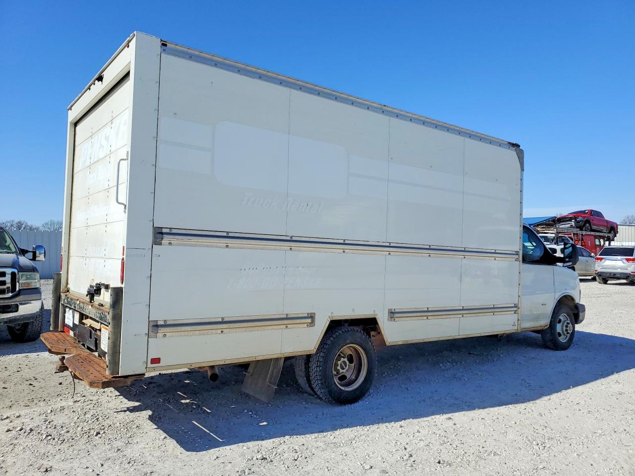 2021 GMC Savana BOX Truck