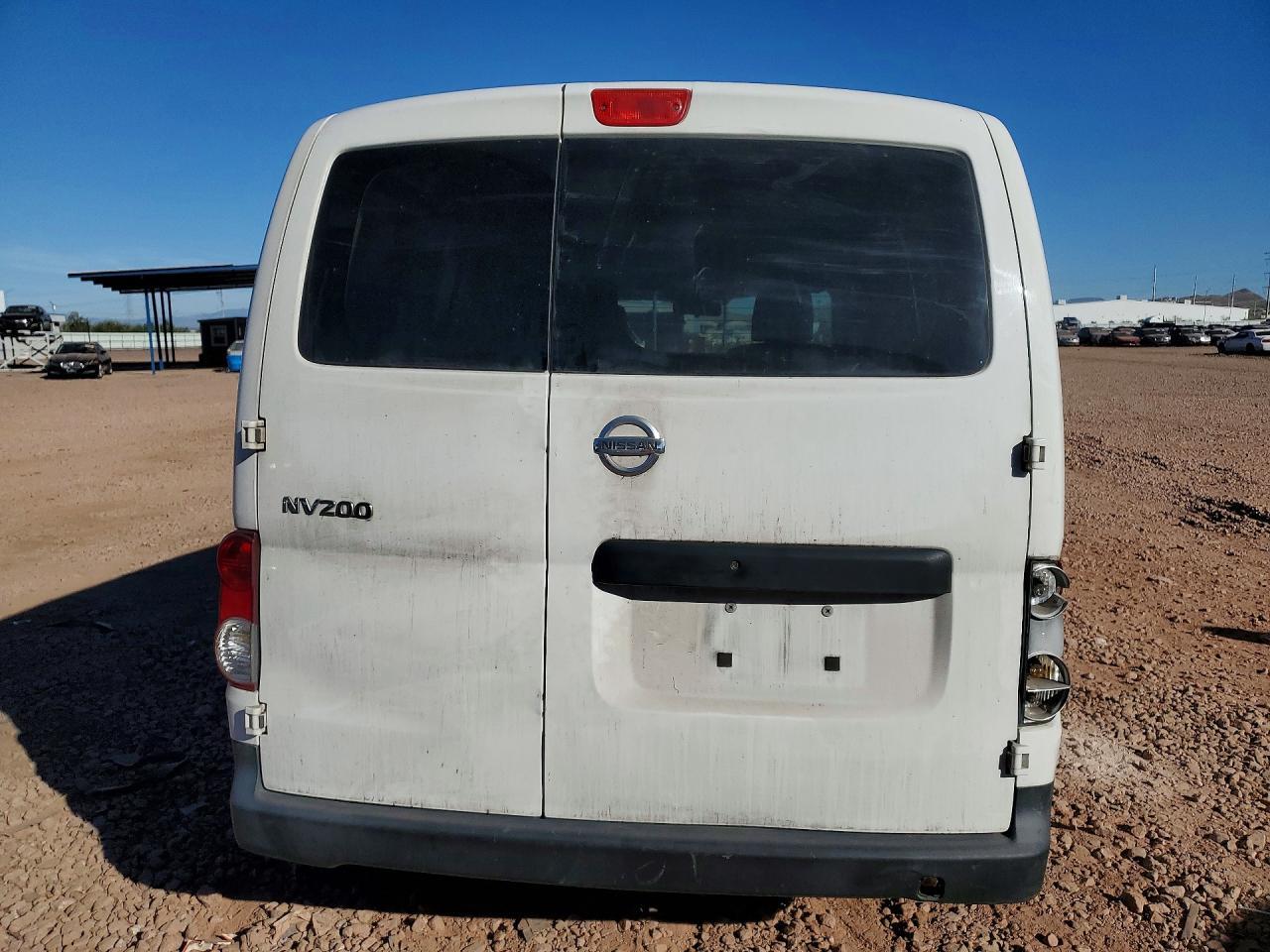 2021 Nissan NV200 S