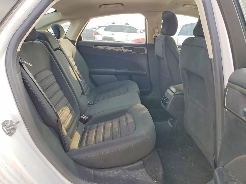 2017 Ford Fusion se Hybrid