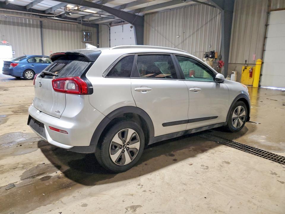 2018 KIA Niro fe