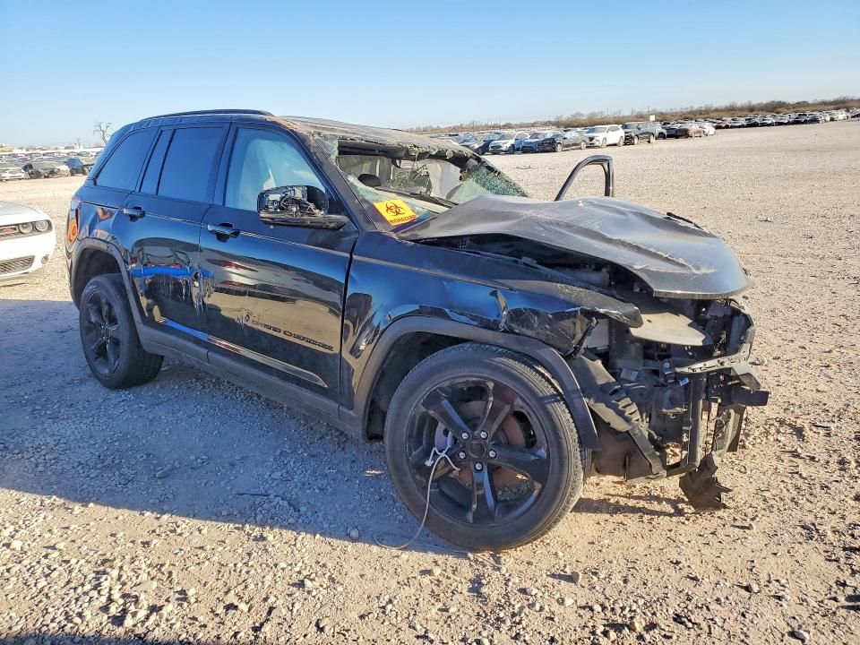 2023 Jeep Grand Cherokee Laredo