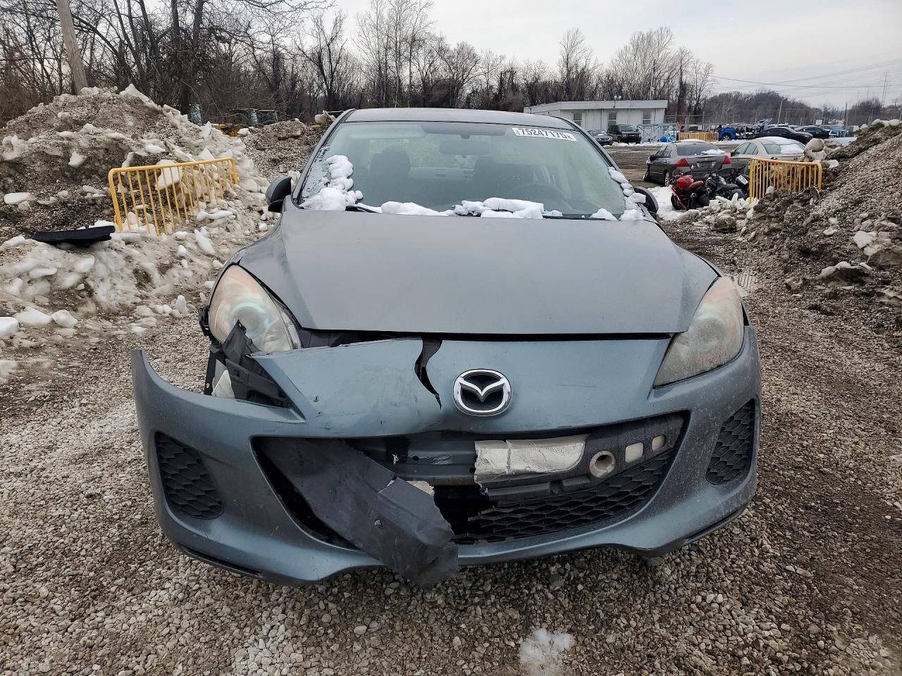 2013 Mazda 3 I