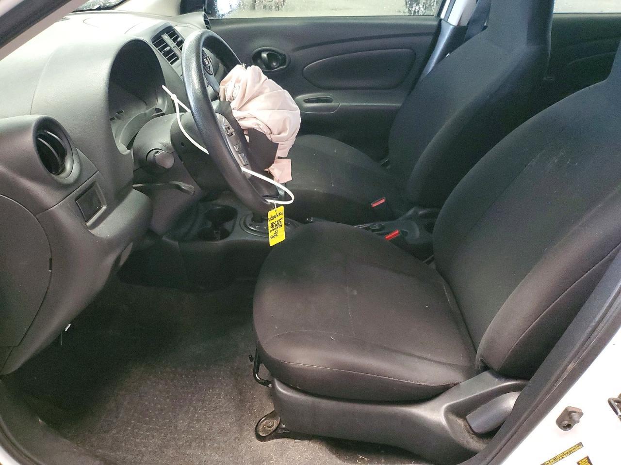 2015 Nissan Versa s