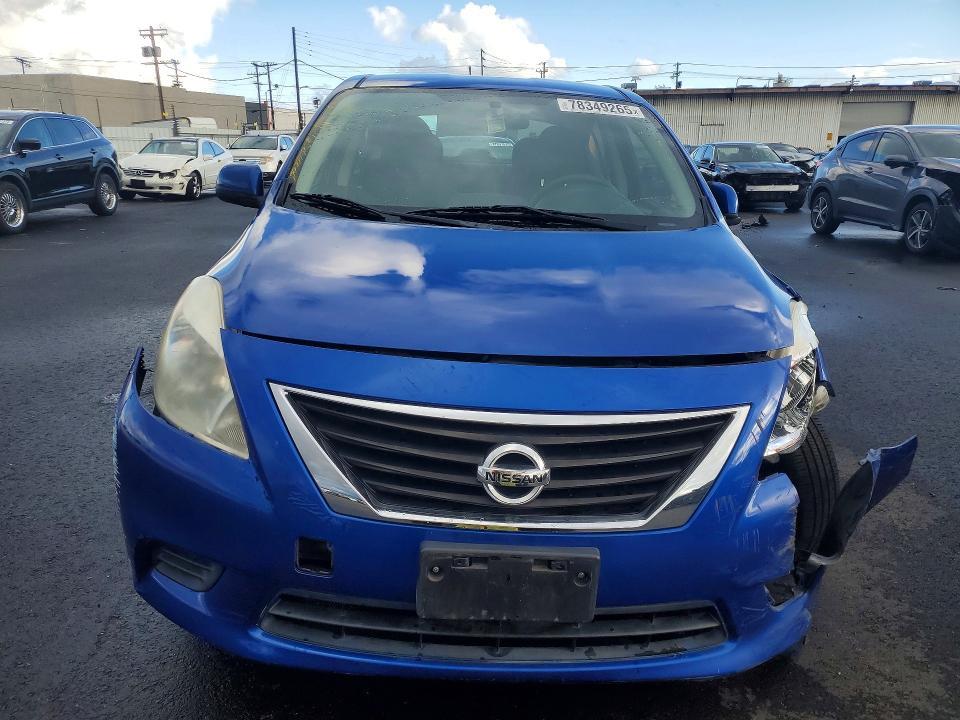 2012 Nissan Versa s