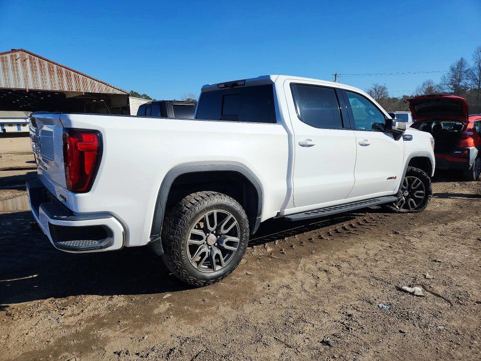 2021 GMC Sierra K1500 AT4