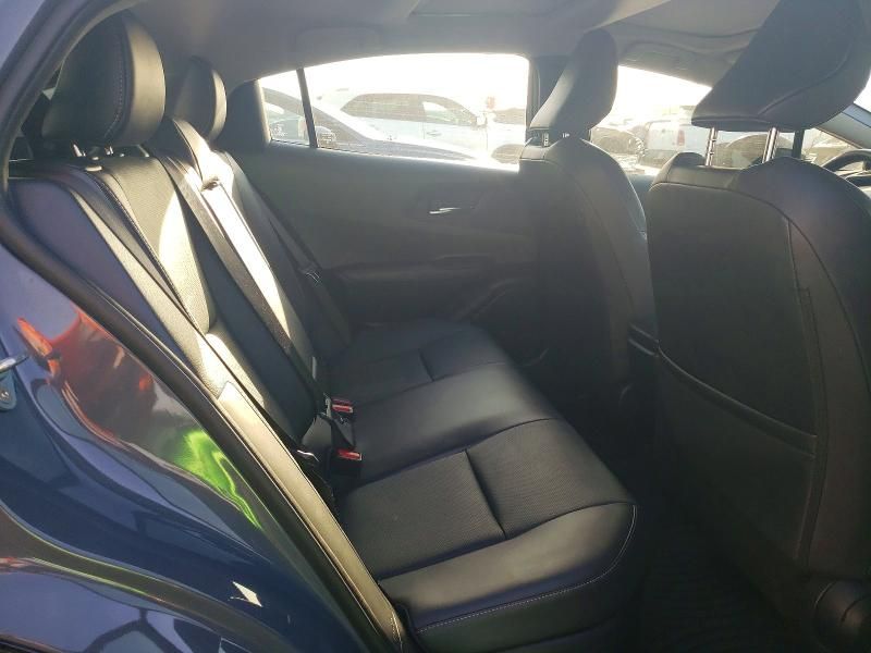 2024 Toyota Prius xle