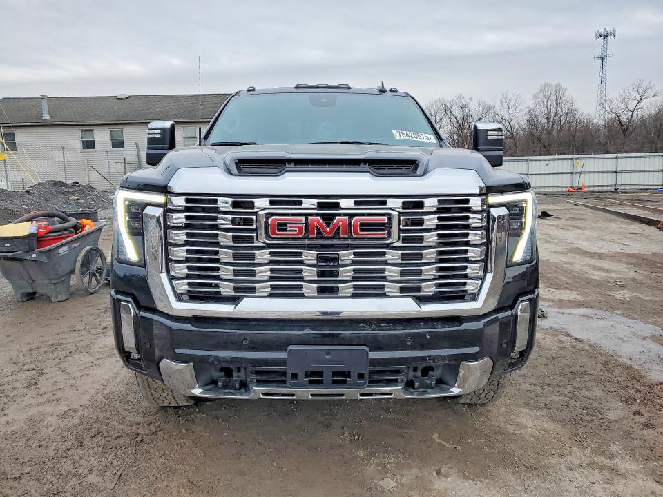 2026 GMC Sierra K2500 Denali
