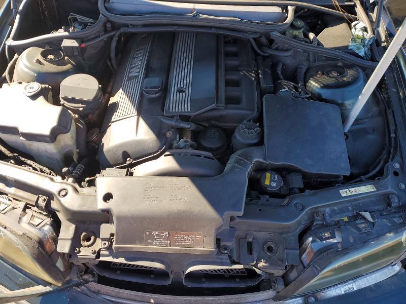2002 BMW 325 xi