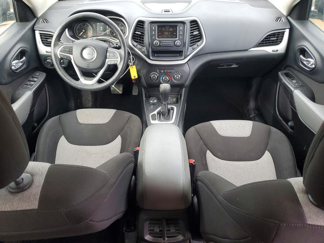 2014 Jeep Cherokee Sport