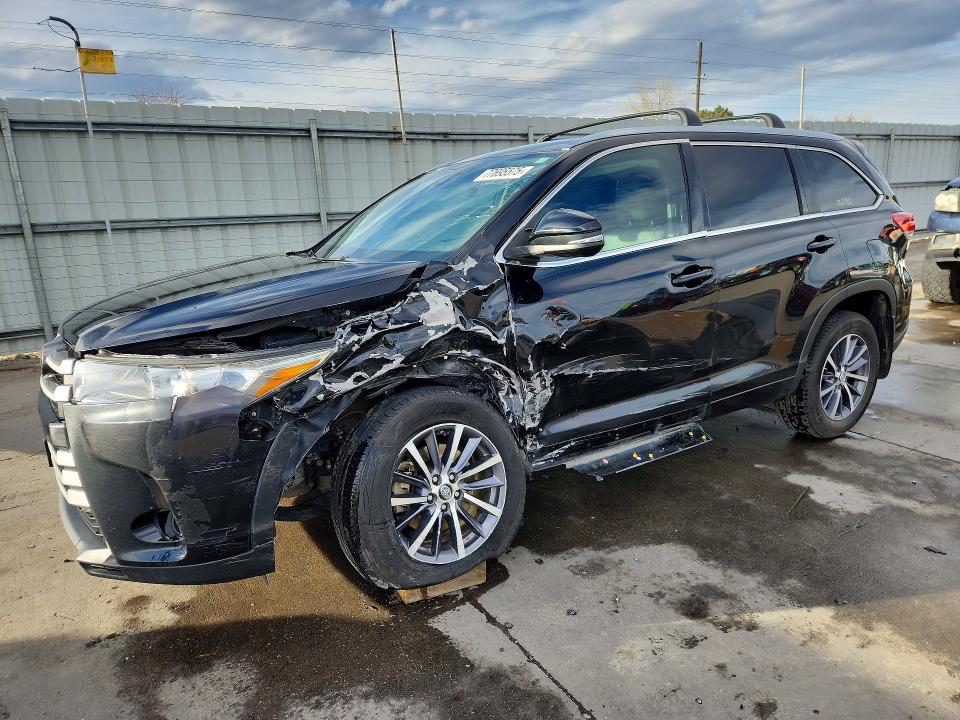 2018 Toyota Highlander xle