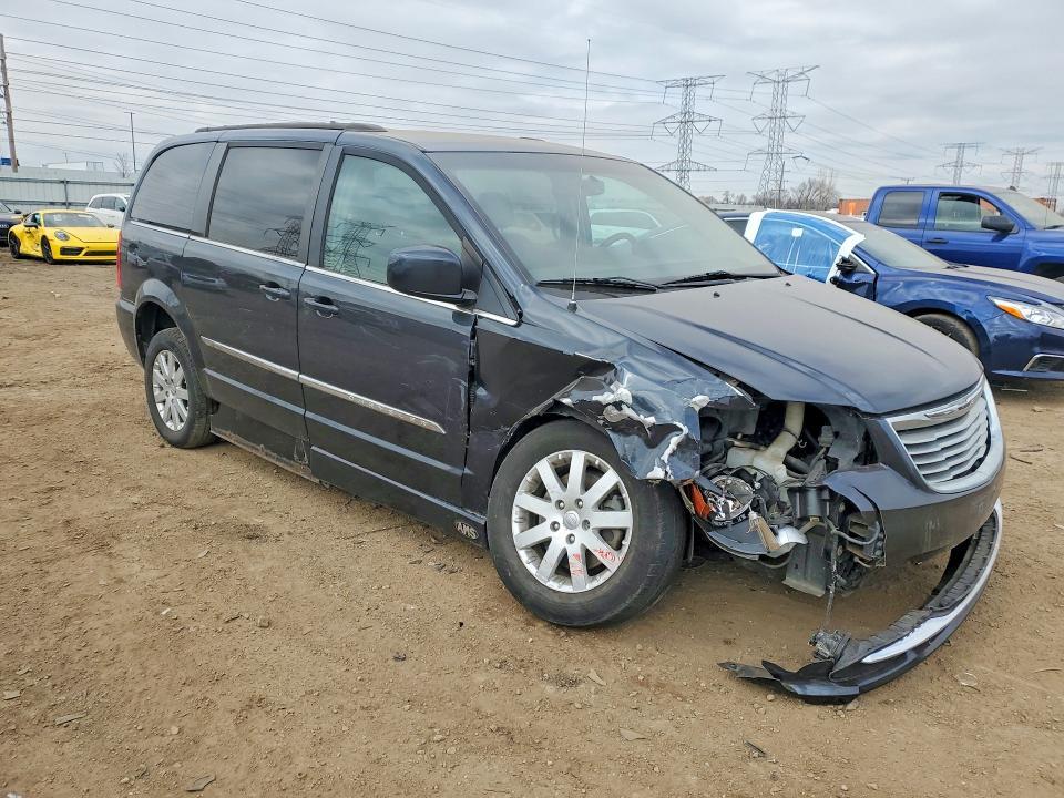 2014 Chrysler Town & Country Touring