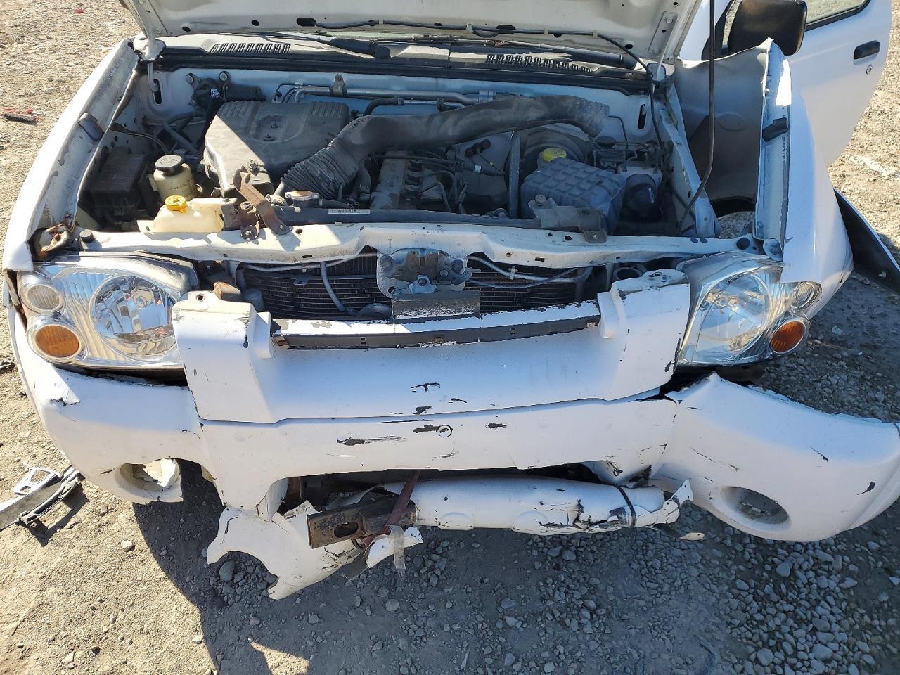 2003 Niss Frontier King cab xe