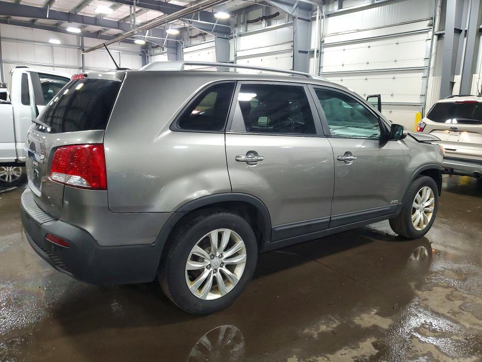 2011 KIA Sorento lx