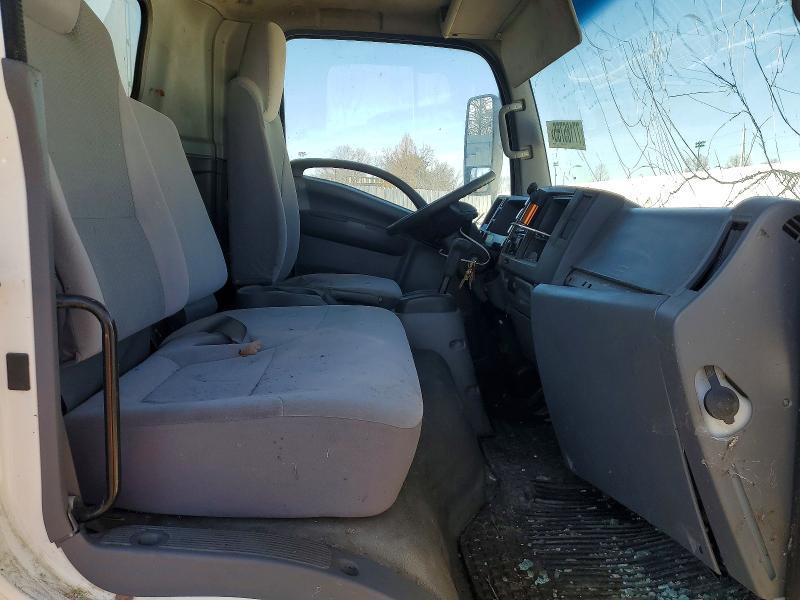 2019 Isuzu Npr hd box Truck