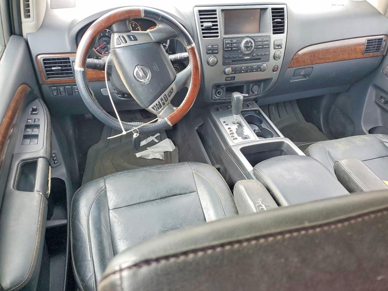 2014 Nissan Armada Platinum