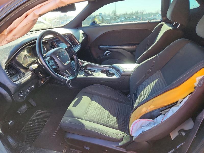2016 Dodge Challenger sxt