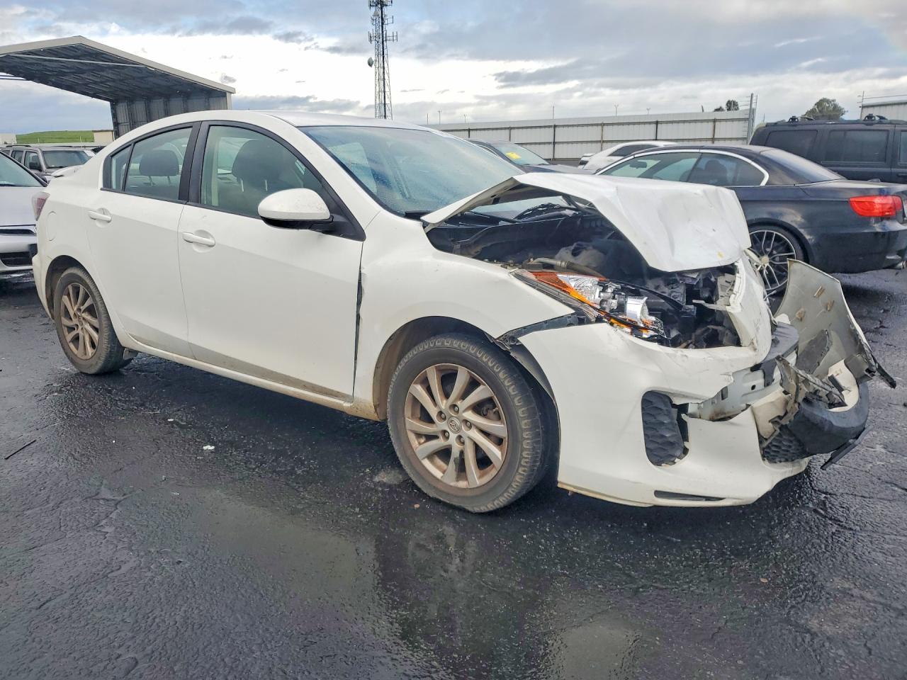2012 Mazda 3 I