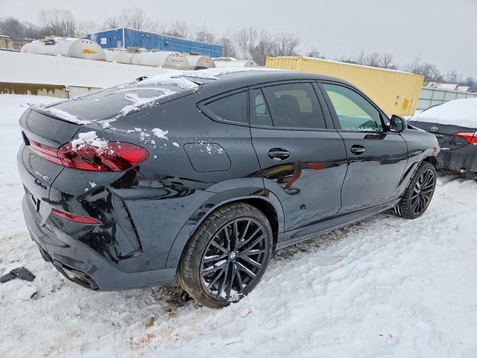 2025 BMW X6 Xdrive40i